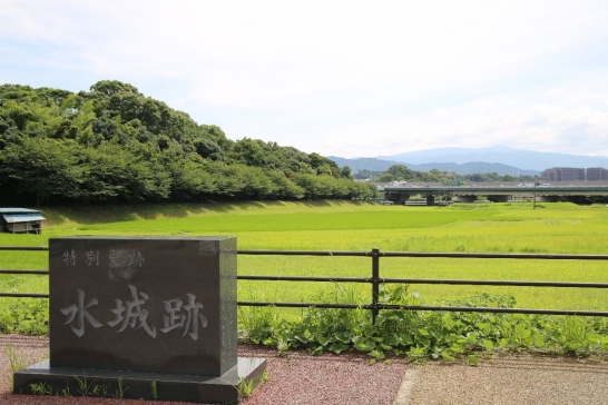 Ruins of Mizuki fortress  (East gate area)